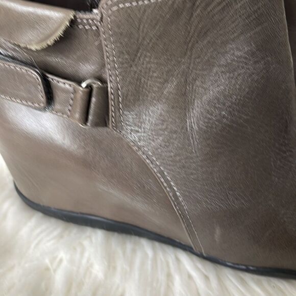 Me Too Ankle leather boots - Picture 9 of 10